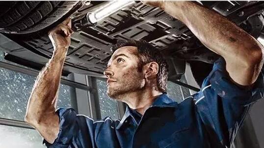 開車省油技巧！教你用最少的油跑最遠的路